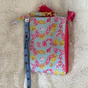 Simply Southern phone clutch